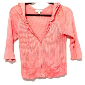 Hooded 3/4 sleeve light weight sweater